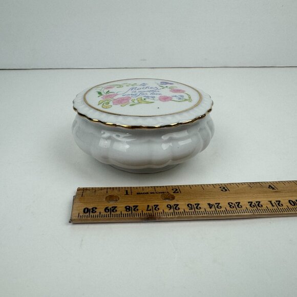 Vtg Mother is another word for love Round Trinket Dish w Lid Gold Accents w Box - Picture 5 of 11